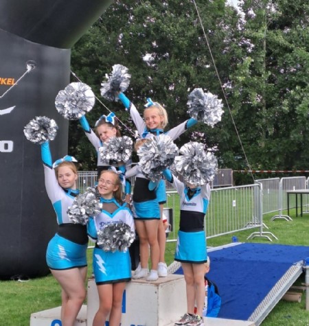 Cheerleader