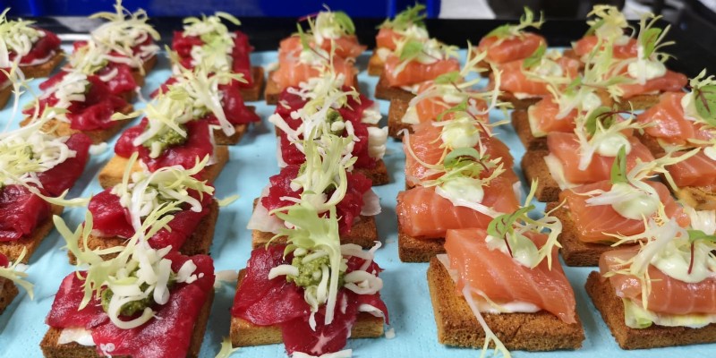 Canaps carpaccio & gerookte zalm